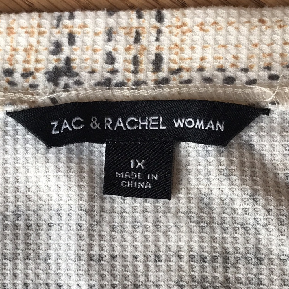 Zac & Rachel top - Picture 5 of 10